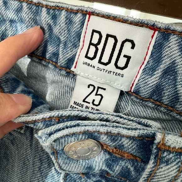 BDG Jeans - Picture 4 of 5